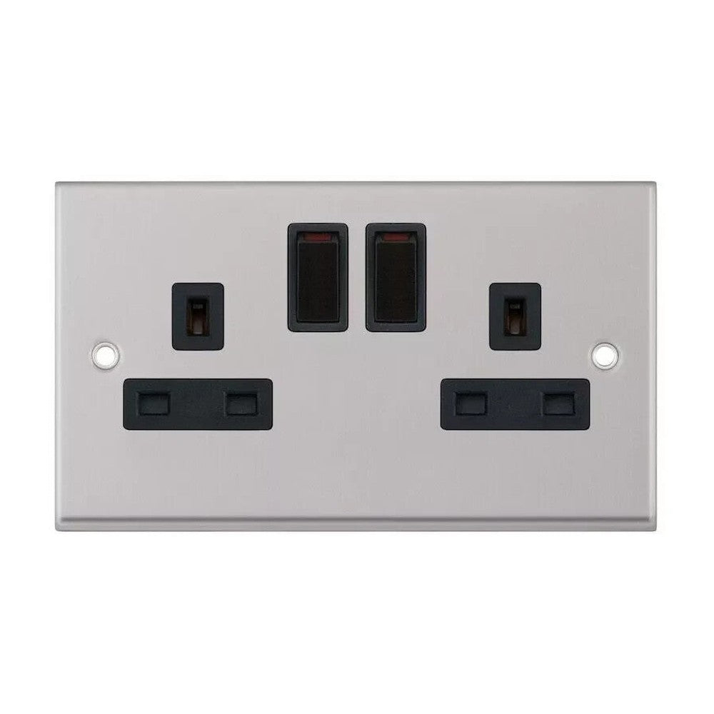 7M Selectric - 13A DP 2G SWITCHED SOCKET, SATIN CHROME BLACK INSERT