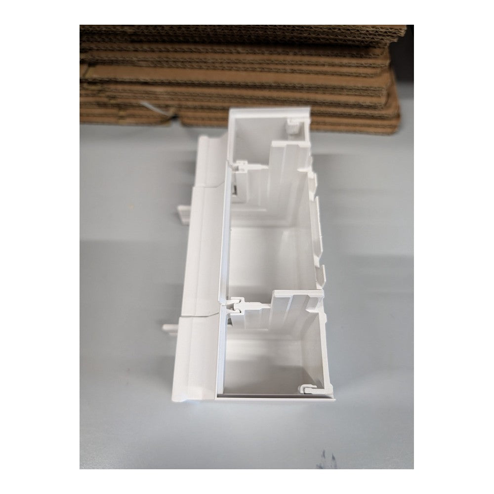 MK VTSDI WHI Prestige Plus Trunking Internal Corner Assembly