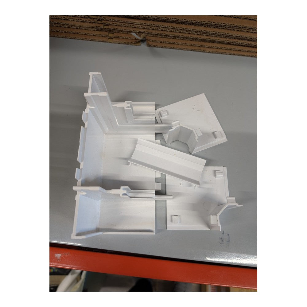 MK VTSDI WHI Prestige Plus Trunking Internal Corner Assembly