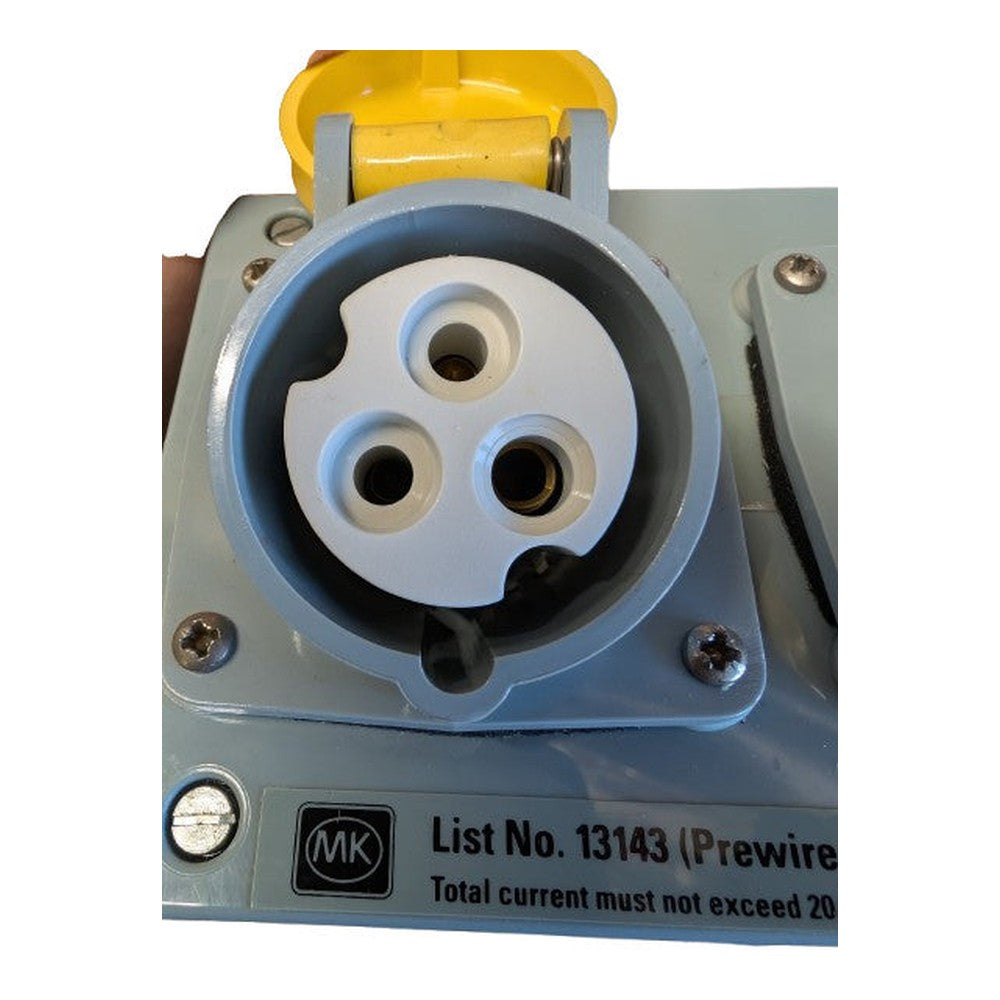 MK 13143 Prewired Double 16A Commando Outlet Socket IP44 110-130v