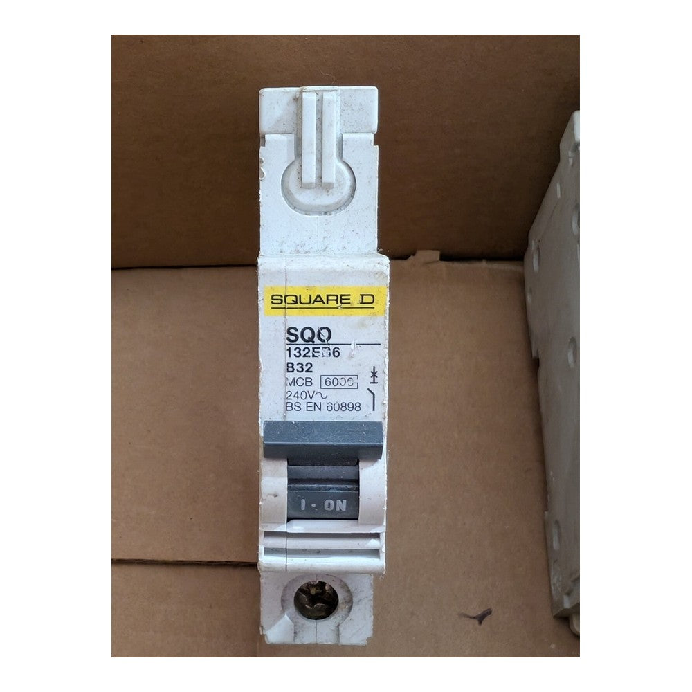 Square D SQO MCB 132EB6 type B 32AMP B32 6ka 240v circuit breaker mcb single