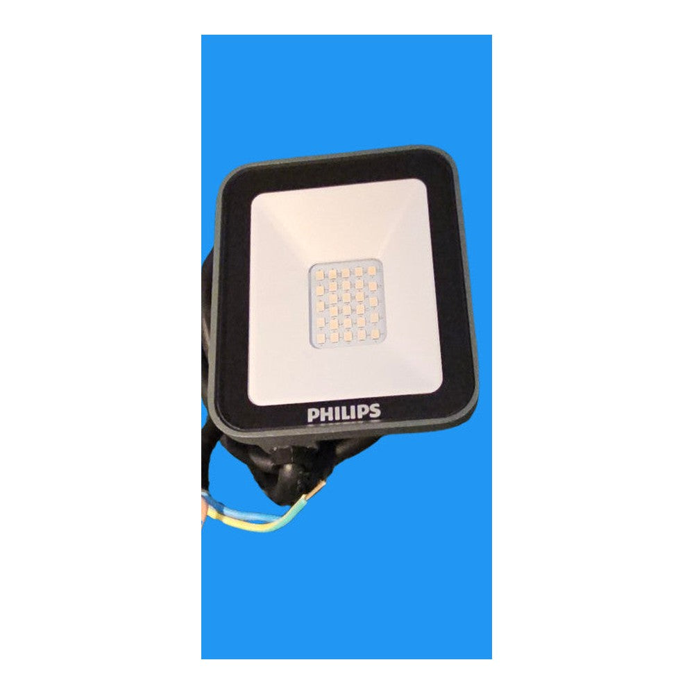 Philips LED 10W Floodlight 1050lm 4000k LED10/840 137mm x 96mm x 31mm