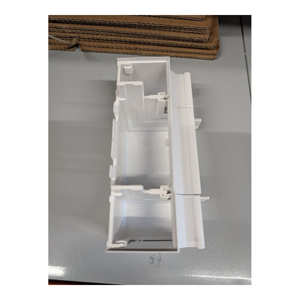 MK VTSDI WHI Prestige Plus Trunking Internal Corner Assembly