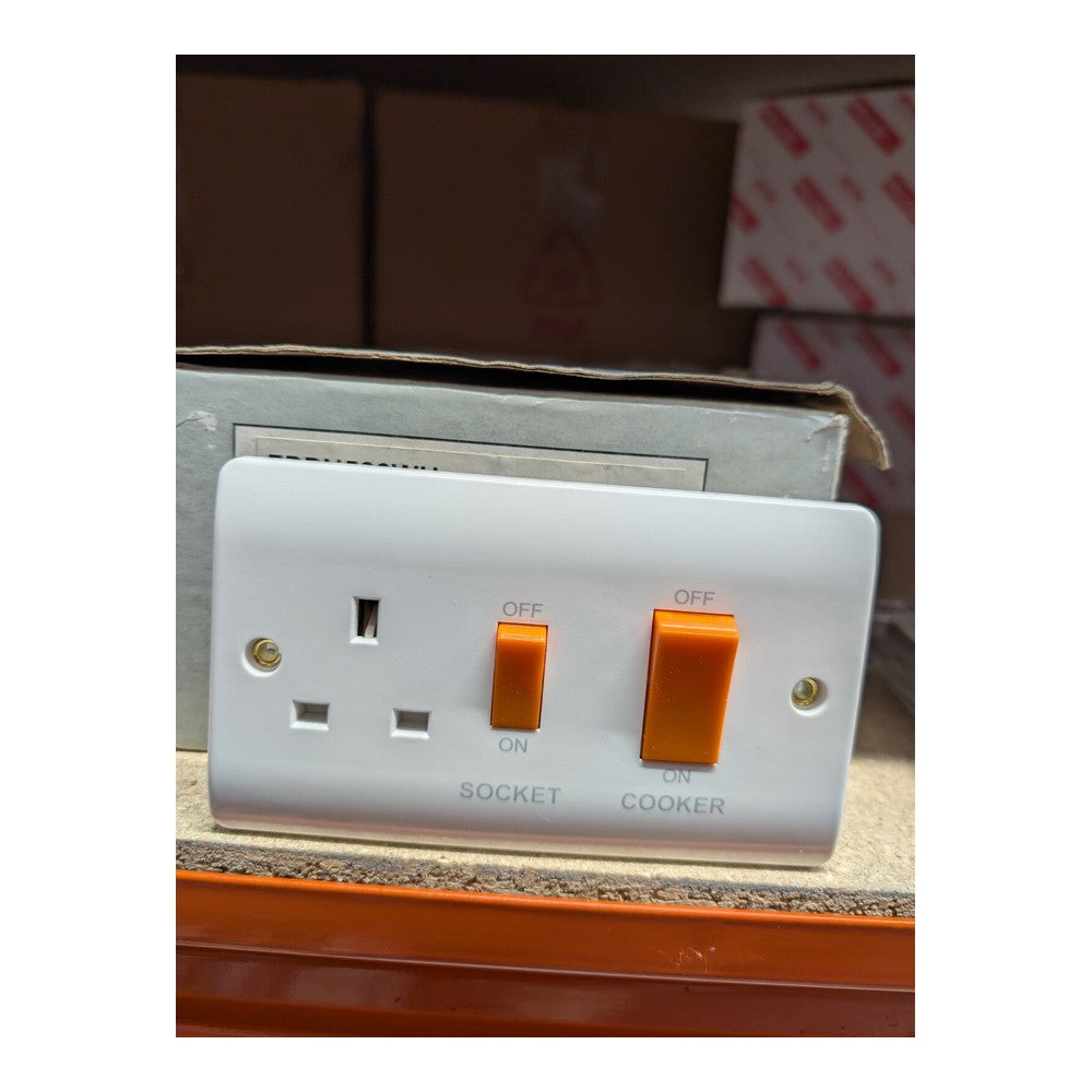Click Mode CMA204 45A DP Cooker 13A Switched Control Unit with Red Rocker White